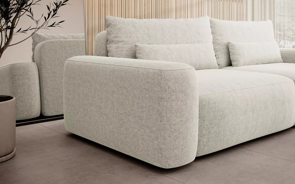 Trivietė sofa Carnos, kreminė