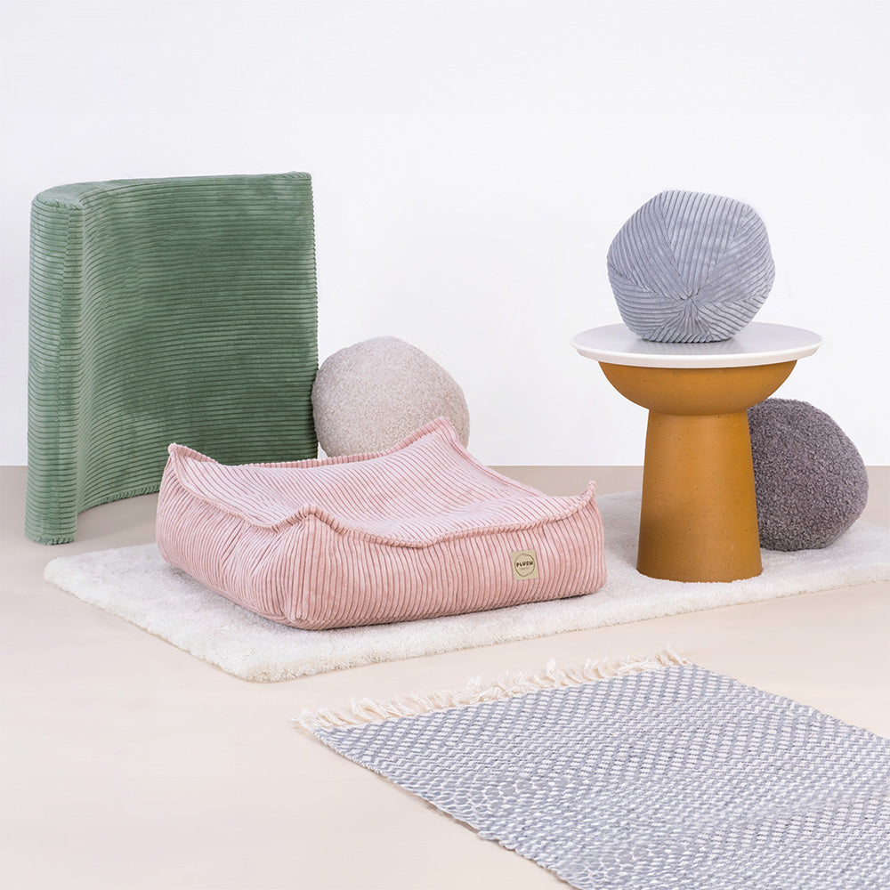 Pufas Plush Nest 60×60 cm, rožinė, premium velvetas